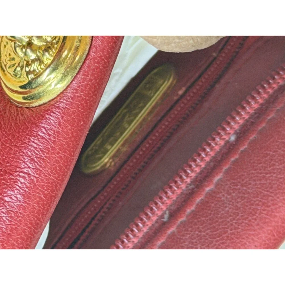 ✨👜 Vintage Anne Klein Gold Calderon Clutch Shoulder Bag 💛